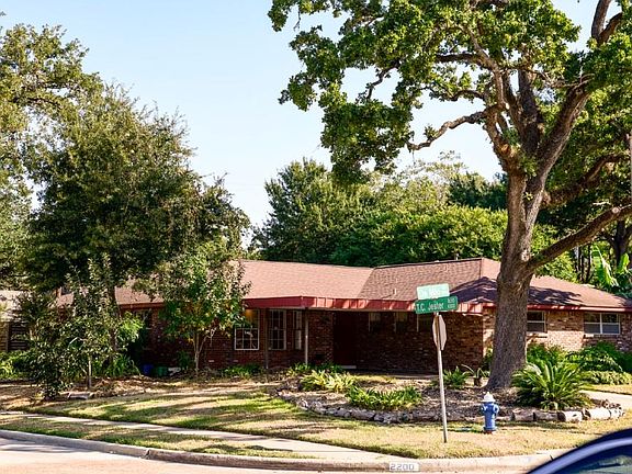 2nd image of 2218 De Milo Dr
