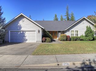 1206 Devonshire Way, Grants Pass, OR 97527