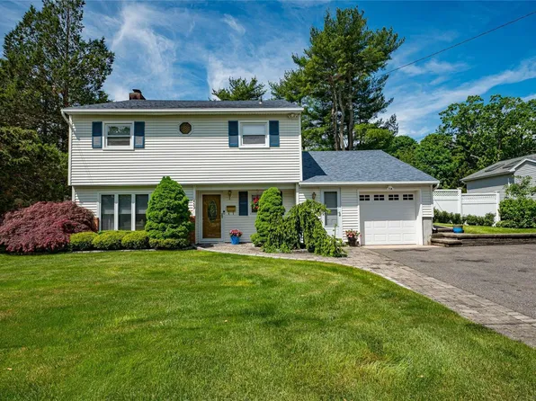 453 Atlantic Street, East Northport, NY 11731
