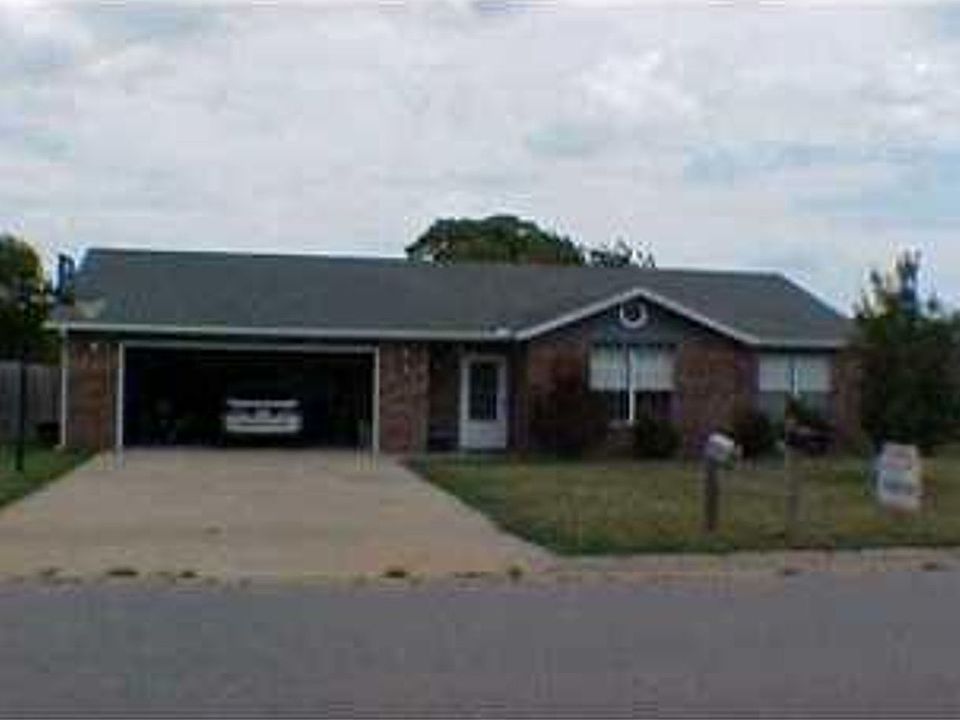 1st image of 1408 N Plum Tree Dr