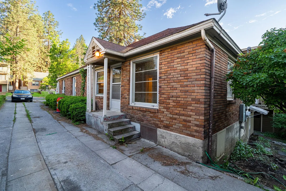 Building Photo - 1814 W 8th Ave #1816