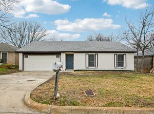832 Cross Timbers Dr, Fort Worth, TX 76108