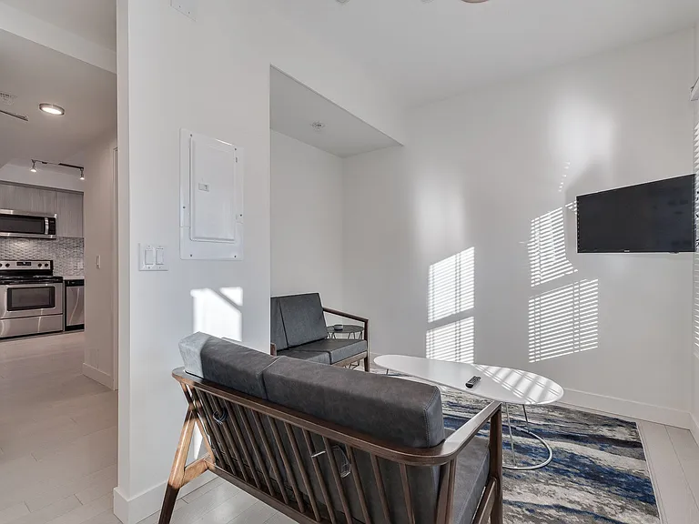 1431 Haro St #1429 — Photo 42