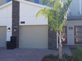 1027 Splash Shot Pl, Davenport, FL