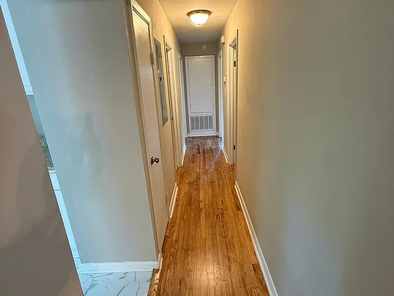 205 Ashby Way — Photo 7
