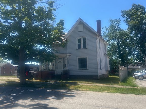 5th image of 189 E 3rd St #Up