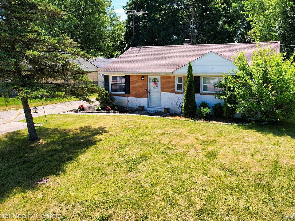 1st image of 2316 Rollins St