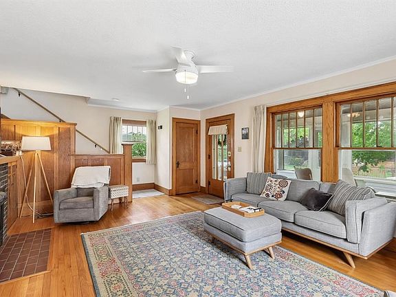 4th image of 1436 46th St