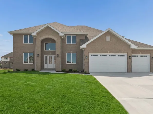 8214 Stanley Trl S, Frankfort, IL 60423