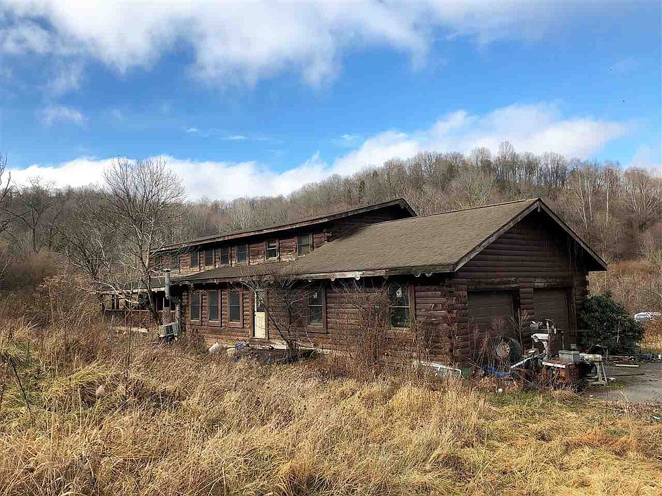 2nd image of 530 Thacker Ridge Rd