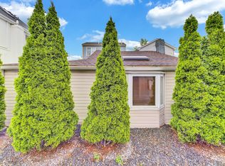16 Cyrus Ave, Brooklyn, NY 11229