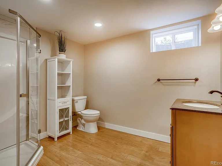 8521 Crescent Dr — Photo 23