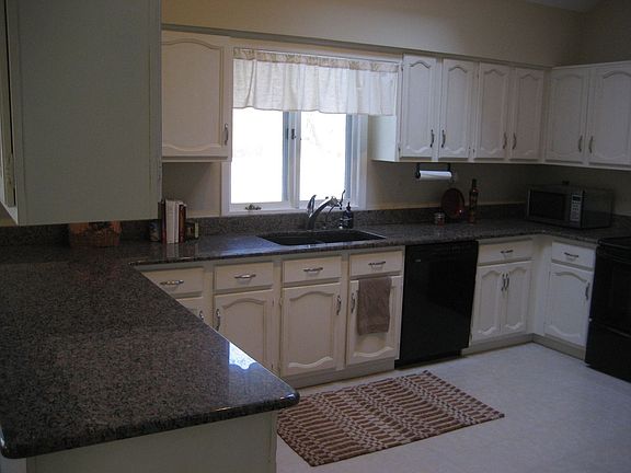 Granite kitchen