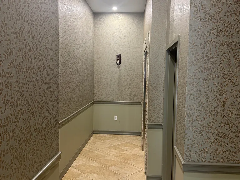 562 Court St #5B — Photo 16