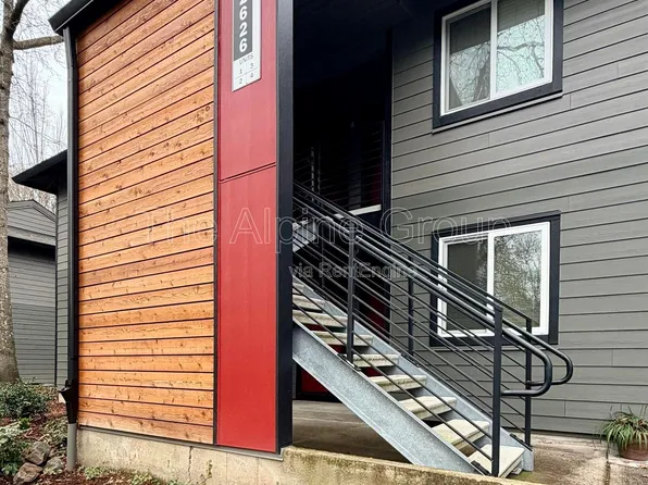 12626 NW Barnes Rd APT 2, Portland, OR 97229