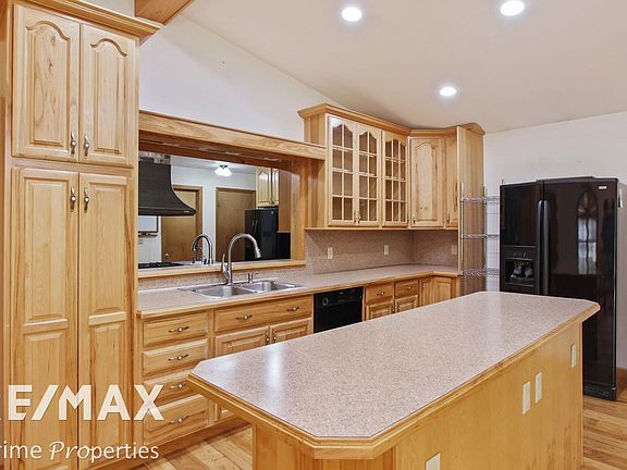 5th image of 8440 Arbela Rd