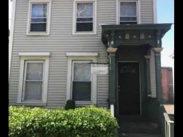 846 State St #3, New Haven, CT 06511