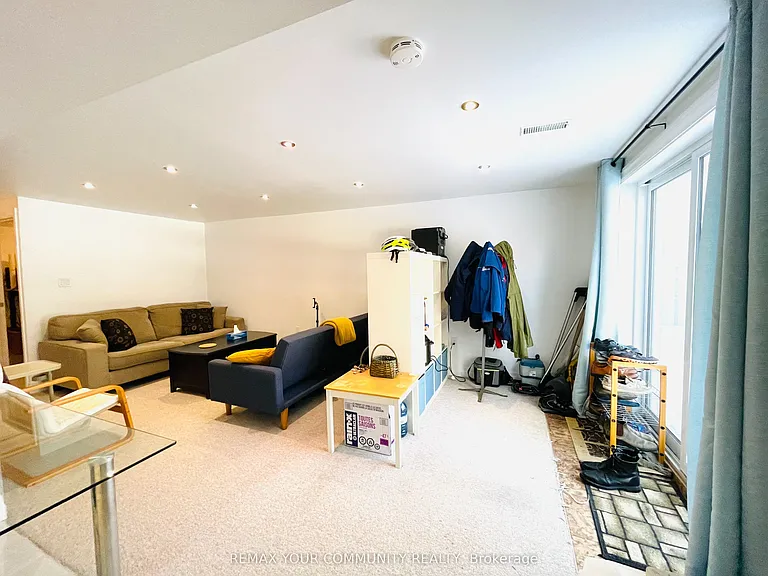 973 Wildwood Dr #BASEMENT — Photo 7