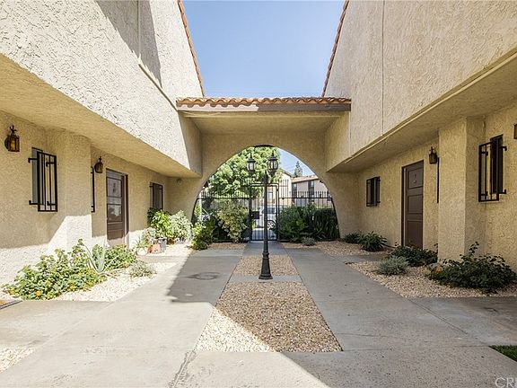 3rd image of 14366 Plummer St Unit 13