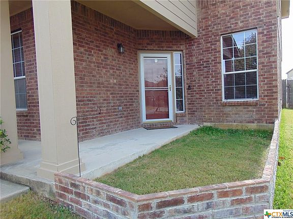 4th image of 828 Red Fern Dr