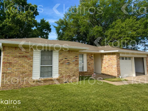 10823 Sagecrest Ln, Houston, TX 77089
