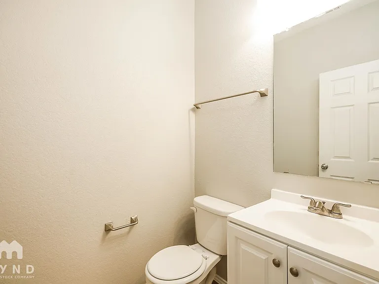 10327 Dunlap — Photo 13