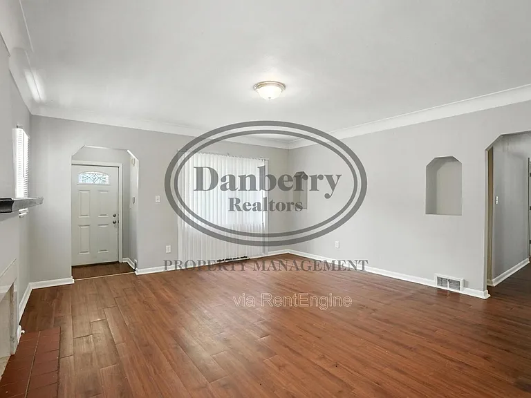 822 Searles Rd — Photo 8