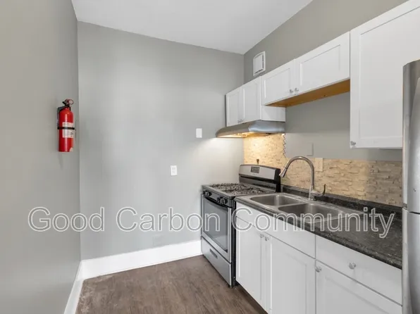 1073 Grant St APT 22, Buffalo, NY 14207
