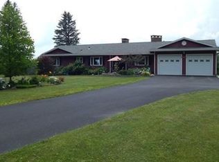 68 County Rd, Huntington, MA 01050