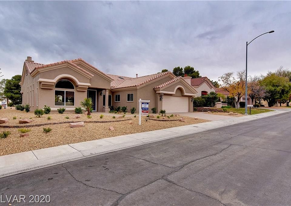 1st image of 2708 Tumble Brook Dr