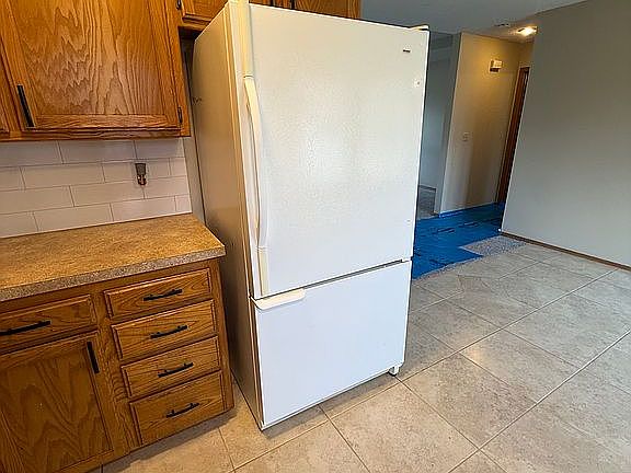 5th image of 307 E Slim Wilson Blvd