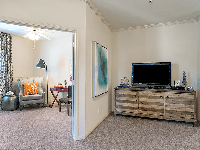 The Reserve at North River Apartments — Photo 11