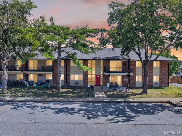 10065 Bunker Hill Dr APT B, Saint Louis, MO 63123
