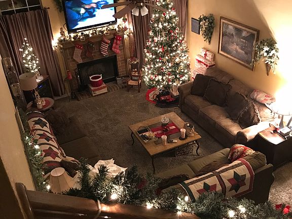 Captivating at Christmas 