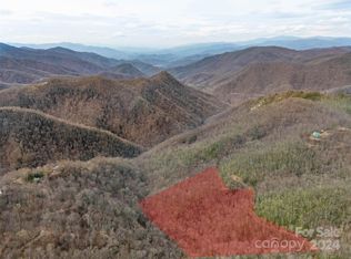 111 Cranberry Creek Rd, Maggie Valley, NC 28751