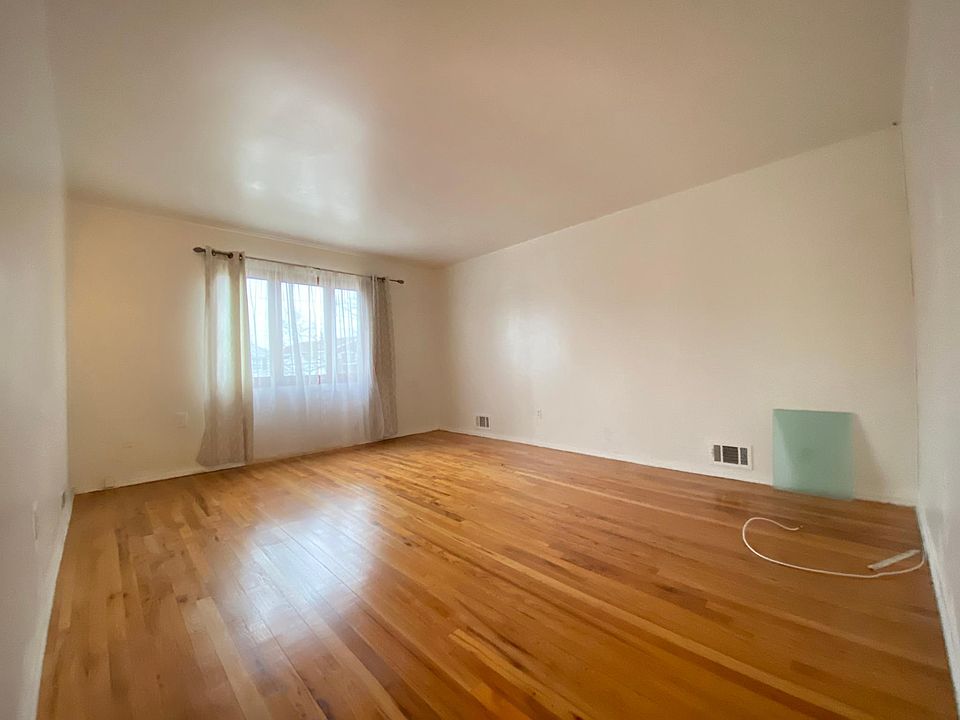 1st image of 335 Jefferson Ave #B
