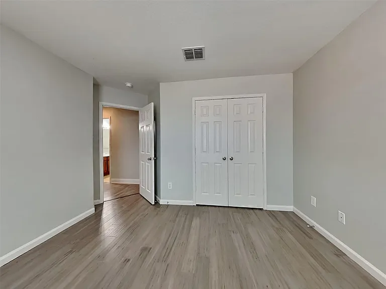 527 Laurel Ln — Photo 19