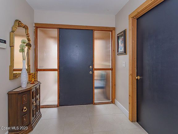 3rd image of 109 Tralee Ct