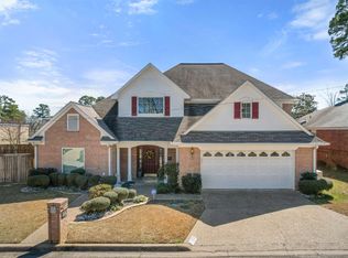 302 Tealwood Dr, Longview, TX 75605