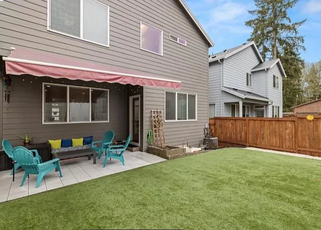 951 Draper Ter — Photo 12