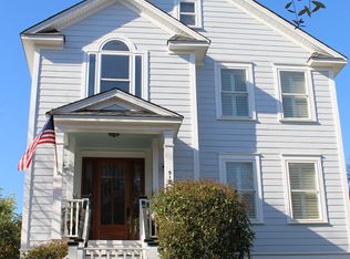 917 McIver St, Mount Pleasant, SC 29464