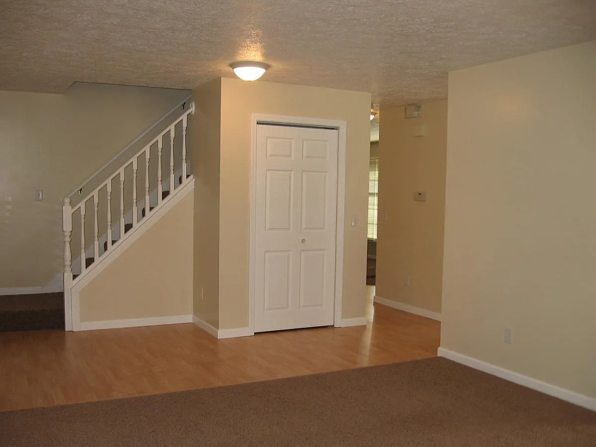 2705 Essington Street — Photo 2