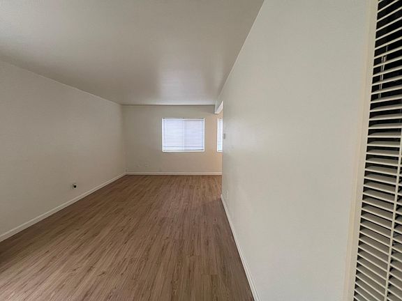 4th image of 2319 Grand Ave #B