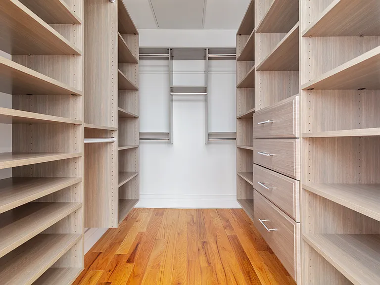127 Avenue D #10 — Photo 9