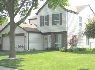 1383 Boa Trl, Carol Stream, IL 60188