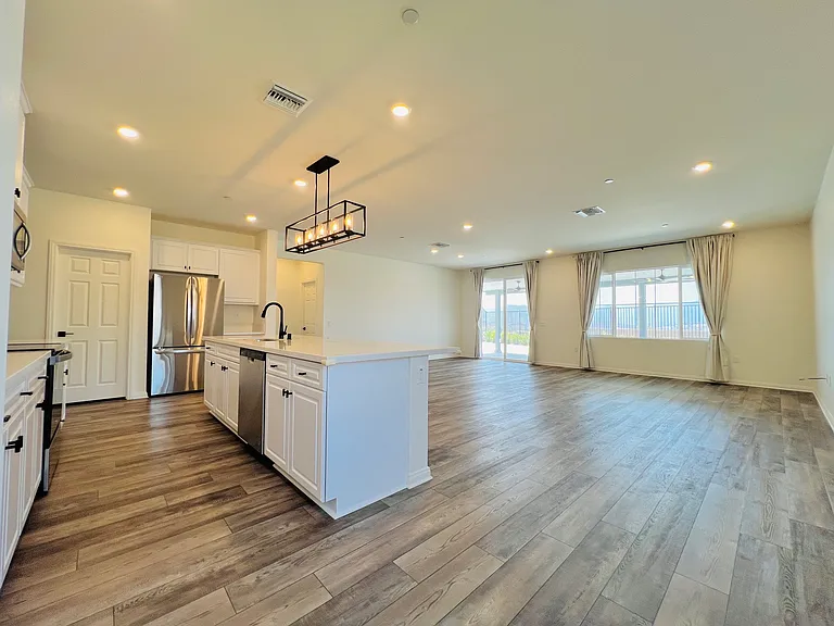 45123 Quicksilver Rd — Photo 4