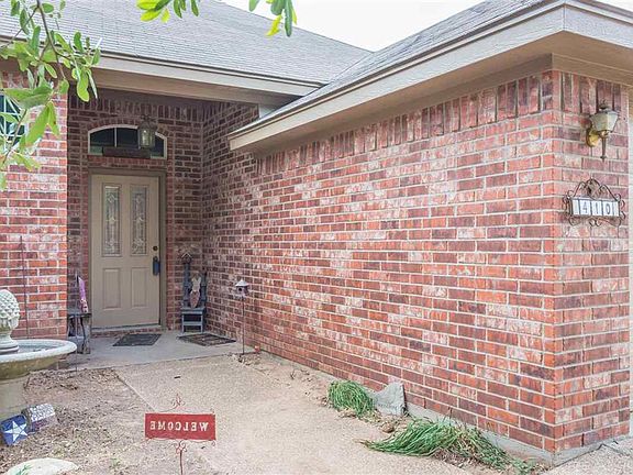 5th image of 410 Alamo St