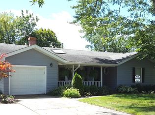 608 Wakeman Ave, Wheaton, IL 60187