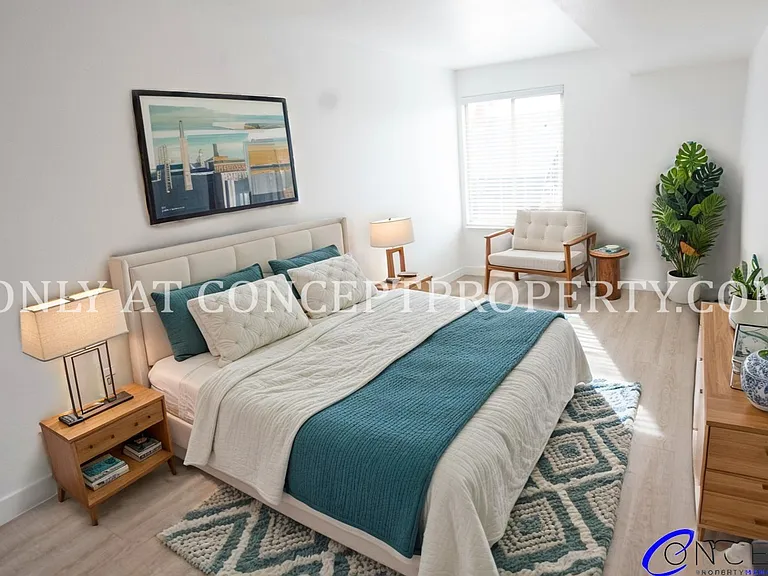 Avenue View Apartments — Photo 41