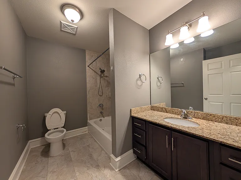 1301 Louisiana St #301 — Photo 13